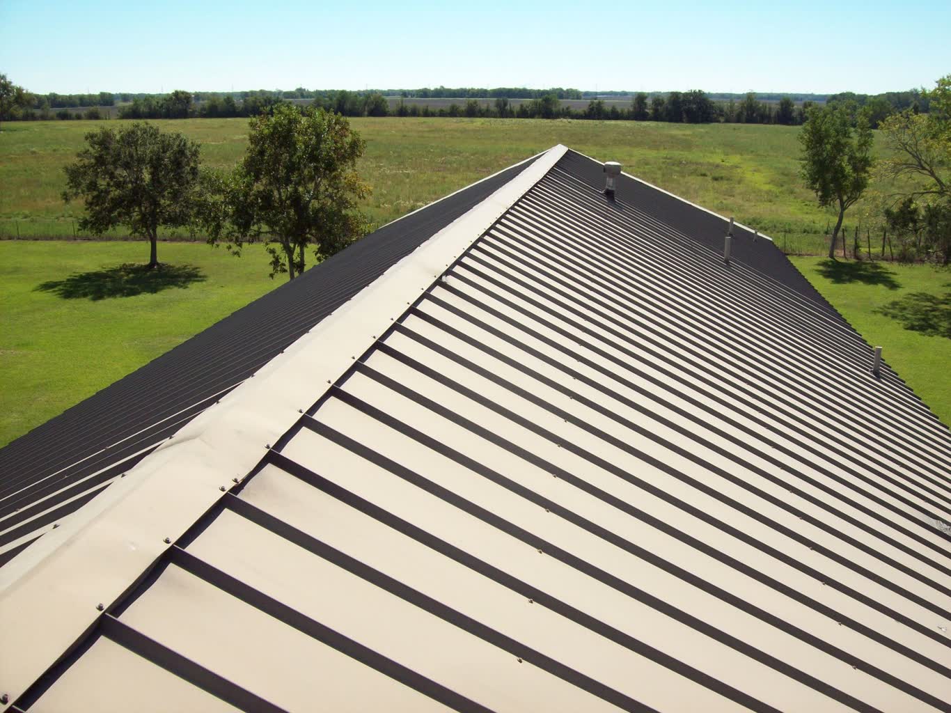 Metal roof installation in Jupiter, FL